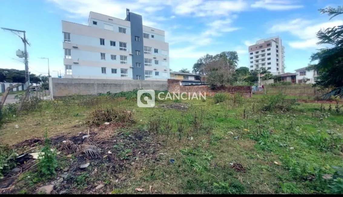 Foto 2 de Terreno / Lote à venda, 720m2 em Patronato, Santa Maria - RS