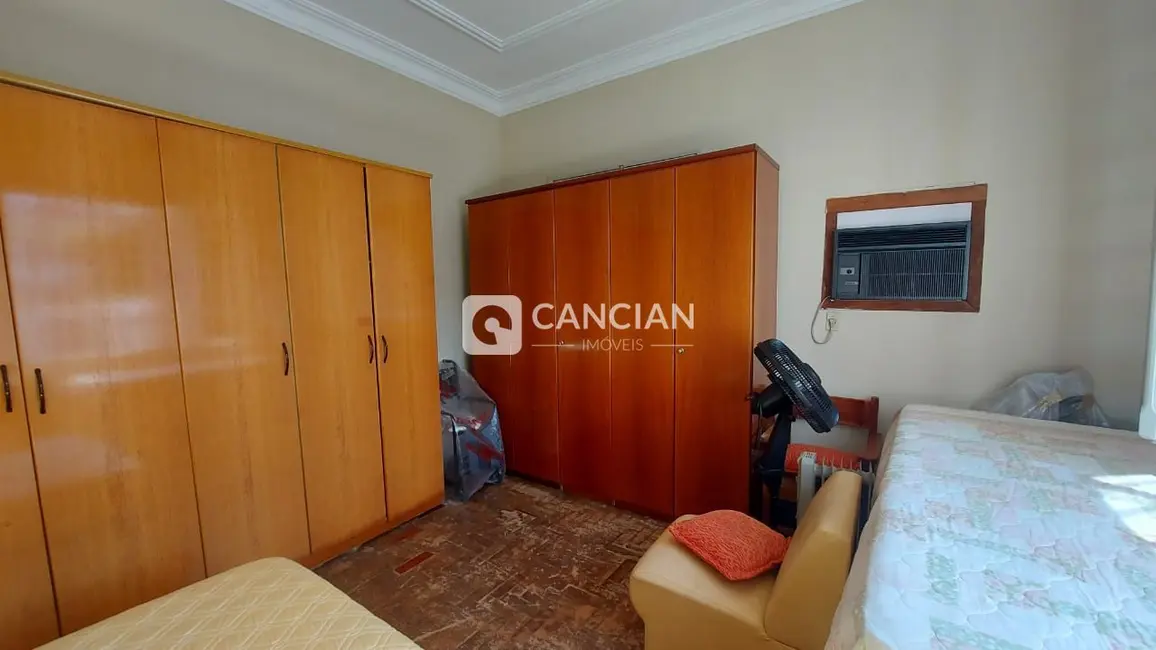 Casa com 4 quartos à venda, 191m2 em Nossa Senhora do Rosário, Santa Maria - RS - imagem 7 Foto 7 de Casa com 4 quartos à venda, 191m2 em Nossa Senhora do Rosário, Santa Maria - RS