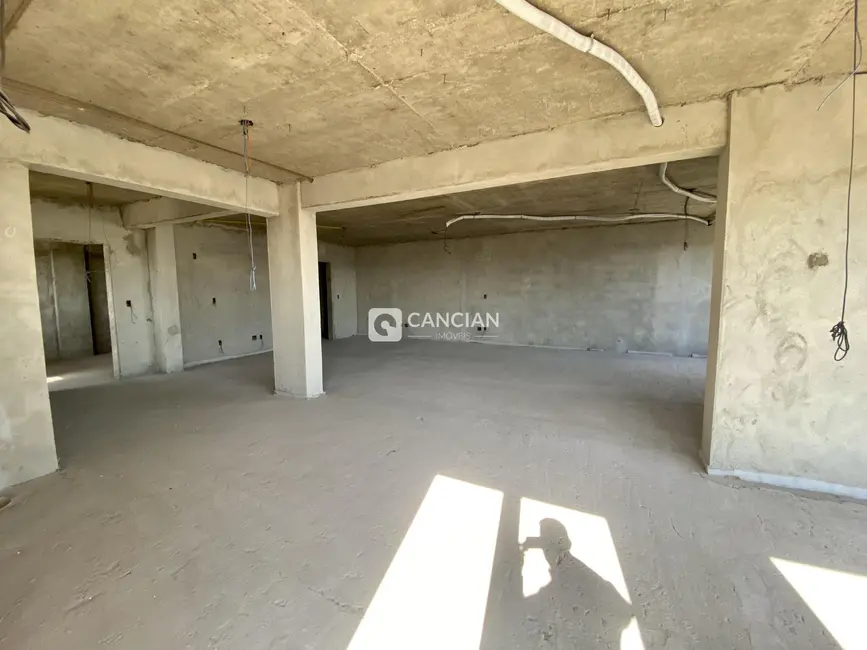 Foto 4 de Apartamento com 3 quartos à venda, 222m2 em Nossa Senhora de Fátima, Santa Maria - RS