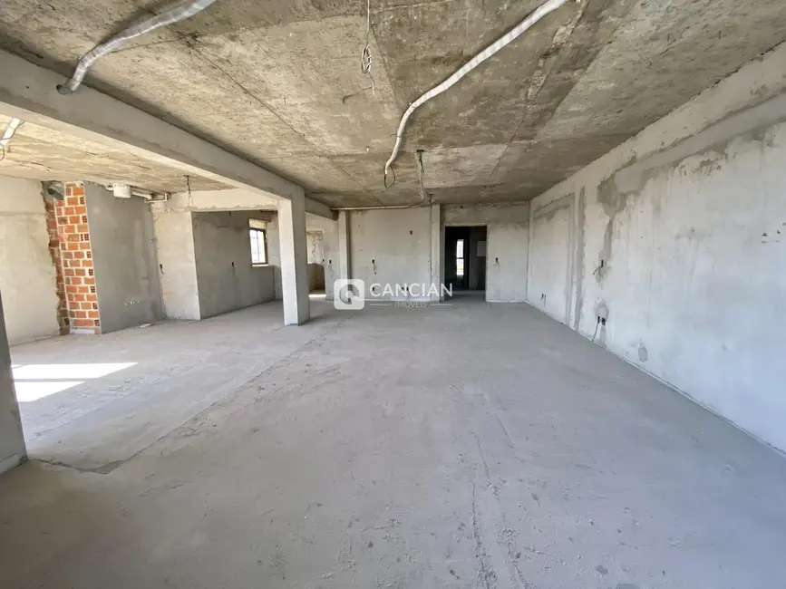 Foto 3 de Apartamento com 3 quartos à venda, 222m2 em Nossa Senhora de Fátima, Santa Maria - RS