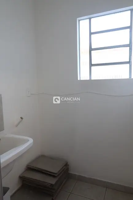 Foto 3 de Apartamento com 2 quartos para alugar, 65m2 em Centro, Santa Maria - RS