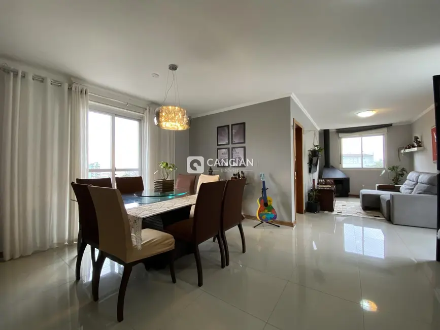 Cobertura com 3 quartos à venda, 182m2 em Nossa Senhora Medianeira, Santa Maria - RS - imagem 6 Foto 6 de Cobertura com 3 quartos à venda, 182m2 em Nossa Senhora Medianeira, Santa Maria - RS
