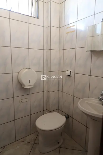 Foto 5 de Sala Comercial com 1 quarto para alugar, 74m2 em Santa Maria - RS
