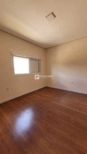 Casa com 3 quartos à venda, 145m2 em Pinheiro Machado, Santa Maria - RS - imagem 9 Foto 9 de Casa com 3 quartos à venda, 145m2 em Pinheiro Machado, Santa Maria - RS