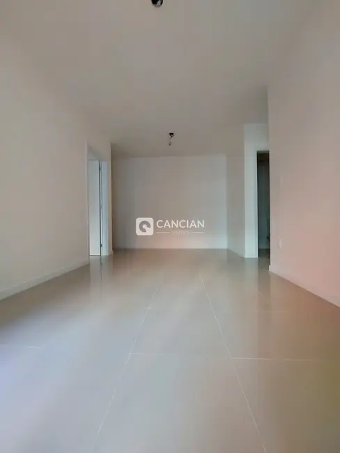 Foto 5 de Apartamento com 2 quartos à venda, 68m2 em Uglione, Santa Maria - RS