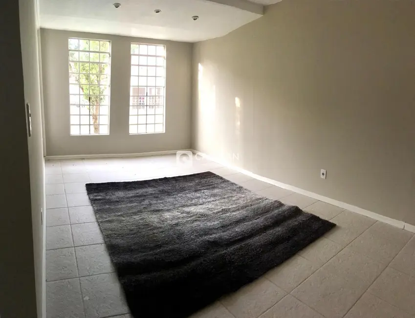 Casa com 4 quartos à venda, 387m2 em São José, Santa Maria - RS - imagem 9 Foto 9 de Casa com 4 quartos à venda, 387m2 em São José, Santa Maria - RS
