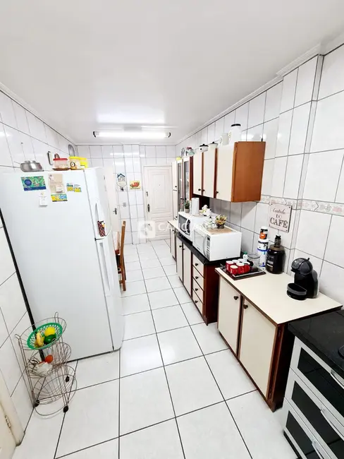 Apartamento com 3 quartos à venda, 159m2 em Centro, Santa Maria - RS - imagem 7 Foto 7 de Apartamento com 3 quartos à venda, 159m2 em Centro, Santa Maria - RS