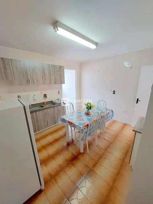 Foto 4 de Apartamento com 3 quartos à venda, 114m2 em Camobi, Santa Maria - RS