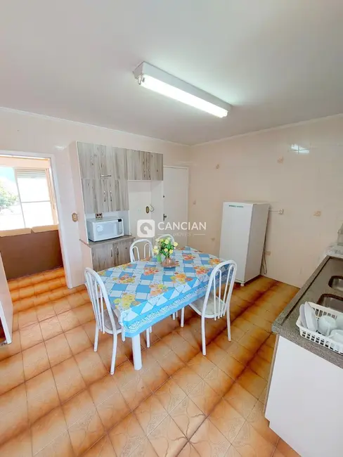 Foto 3 de Apartamento com 3 quartos à venda, 114m2 em Camobi, Santa Maria - RS