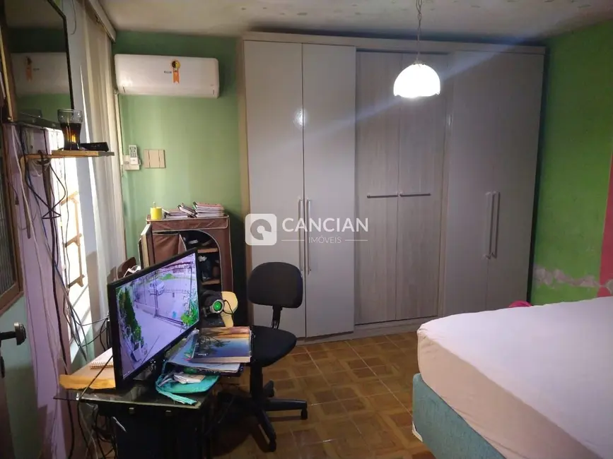 Casa com 3 quartos à venda, 170m2 em Santa Maria - RS - imagem 8 Foto 8 de Casa com 3 quartos à venda, 170m2 em Santa Maria - RS