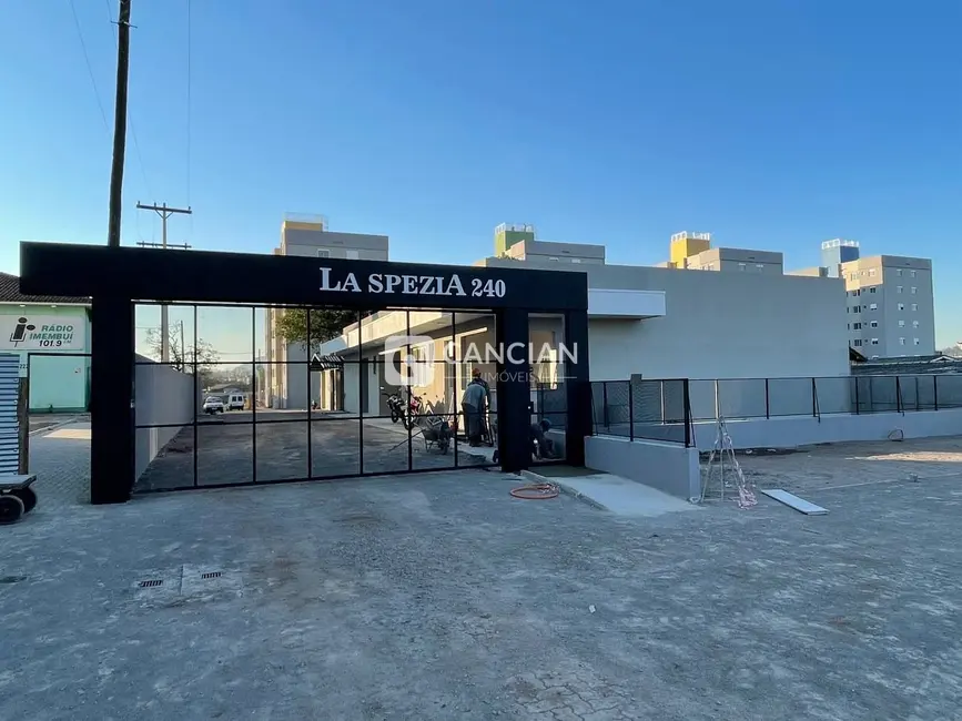 Foto 2 de Apartamento com 2 quartos à venda, 47m2 em Patronato, Santa Maria - RS