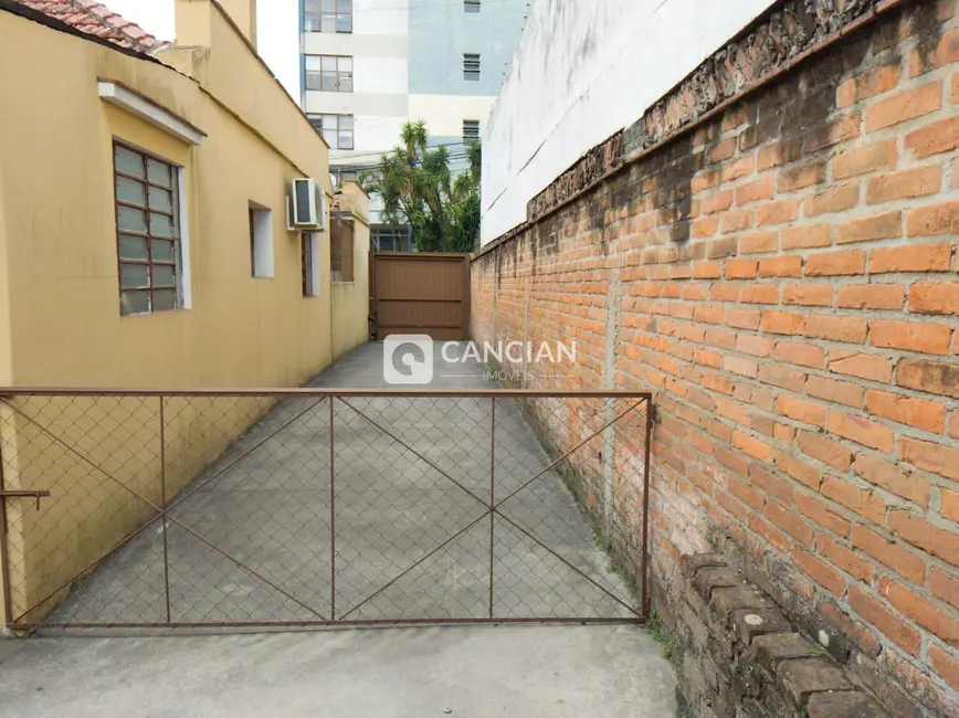 Foto 4 de Casa com 3 quartos à venda, 178m2 em Centro, Santa Maria - RS