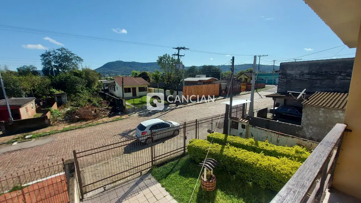 Casa com 4 quartos à venda, 180m2 em Patronato, Santa Maria - RS - imagem 7 Foto 7 de Casa com 4 quartos à venda, 180m2 em Patronato, Santa Maria - RS