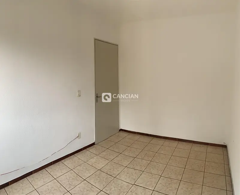 Foto 4 de Apartamento com 2 quartos à venda, 48m2 em Nossa Senhora Medianeira, Santa Maria - RS