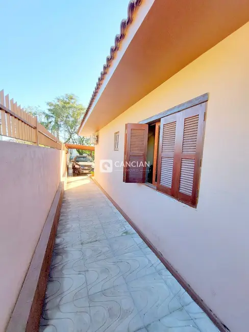 Casa com 3 quartos à venda, 120m2 em Nossa Senhora Medianeira, Santa Maria - RS - imagem 4 Foto 4 de Casa com 3 quartos à venda, 120m2 em Nossa Senhora Medianeira, Santa Maria - RS
