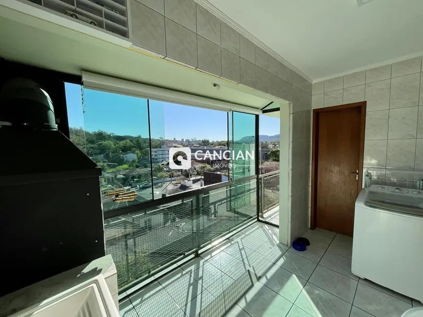 Foto 8 de Apartamento com 3 quartos à venda, 91m2 em São José, Santa Maria - RS