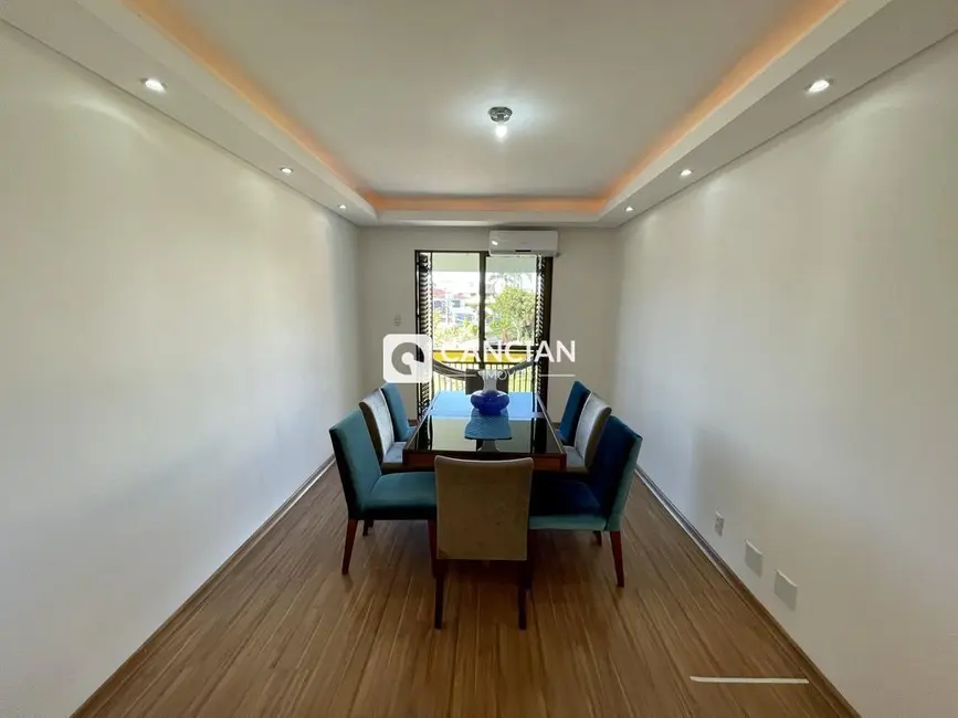 Foto 3 de Apartamento com 3 quartos à venda, 91m2 em São José, Santa Maria - RS