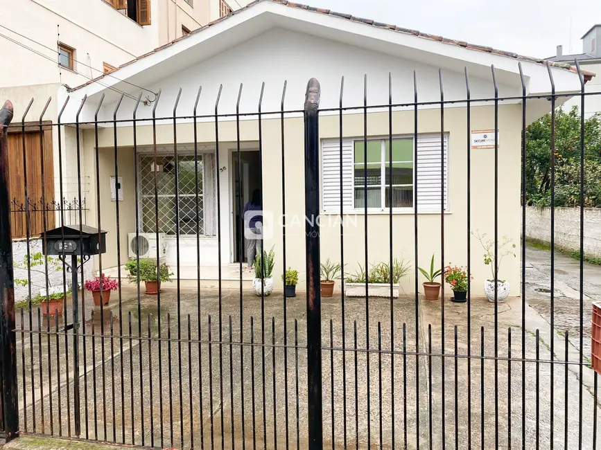 Foto 1 de Casa com 3 quartos à venda, 88m2 em Camobi, Santa Maria - RS