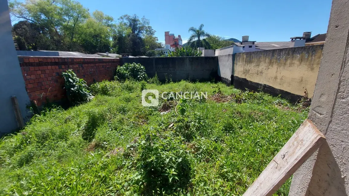Casa com 2 quartos à venda, 120m2 em São José, Santa Maria - RS - imagem 7 Foto 7 de Casa com 2 quartos à venda, 120m2 em São José, Santa Maria - RS