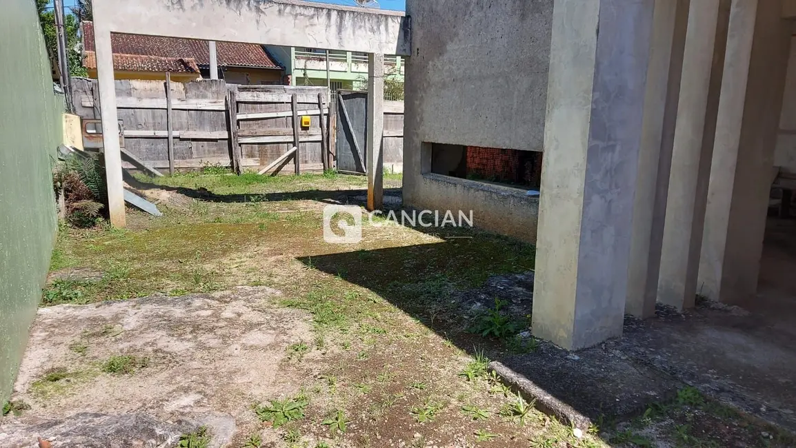 Casa com 2 quartos à venda, 120m2 em São José, Santa Maria - RS - imagem 5 Foto 5 de Casa com 2 quartos à venda, 120m2 em São José, Santa Maria - RS