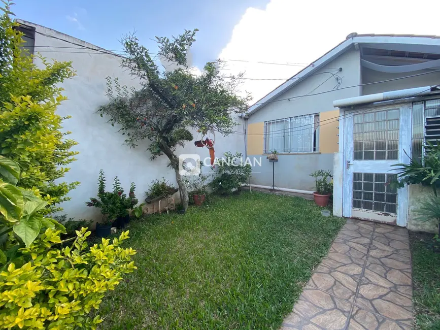 Casa com 2 quartos à venda, 78m2 em Camobi, Santa Maria - RS - imagem 3 Foto 3 de Casa com 2 quartos à venda, 78m2 em Camobi, Santa Maria - RS