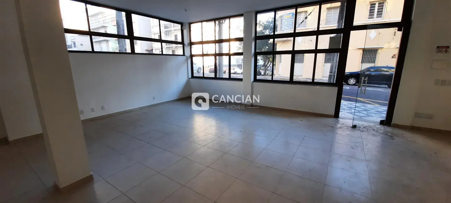 Sala Comercial com 1 quarto à venda, 186m2 em Centro, Santa Maria - RS - imagem 8 Foto 8 de Sala Comercial com 1 quarto à venda, 186m2 em Centro, Santa Maria - RS