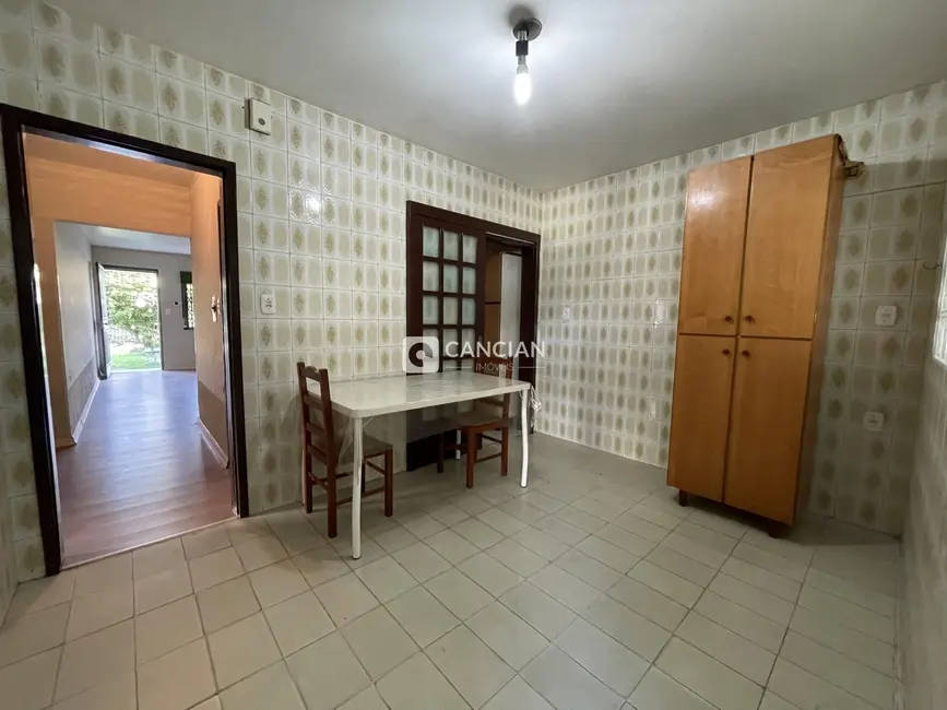 Foto 3 de Casa com 3 quartos à venda, 179m2 em Santa Maria - RS