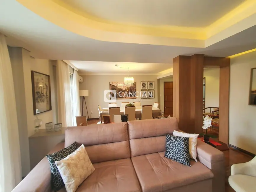 Foto 6 de Apartamento com 3 quartos à venda, 149m2 em Nossa Senhora das Dores, Santa Maria - RS