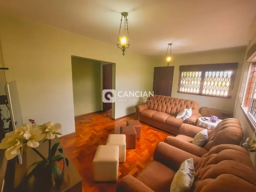 Casa com 3 quartos à venda, 150m2 em Salgado Filho, Santa Maria - RS - imagem 4 Foto 4 de Casa com 3 quartos à venda, 150m2 em Salgado Filho, Santa Maria - RS