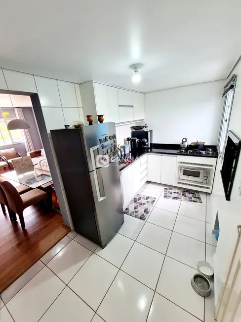Casa com 2 quartos à venda, 80m2 em Pé de Plátano, Santa Maria - RS - imagem 6 Foto 6 de Casa com 2 quartos à venda, 80m2 em Pé de Plátano, Santa Maria - RS