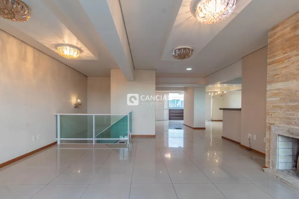 Cobertura com 4 quartos à venda, 352m2 em Centro, Santa Maria - RS - imagem 7 Foto 7 de Cobertura com 4 quartos à venda, 352m2 em Centro, Santa Maria - RS