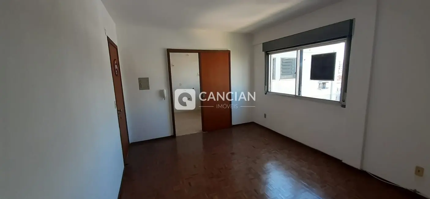 Foto 2 de Apartamento com 1 quarto para alugar, 58m2 em Centro, Santa Maria - RS