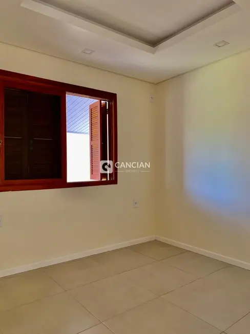 Casa com 3 quartos à venda, 120m2 em Santa Maria - RS - imagem 8 Foto 8 de Casa com 3 quartos à venda, 120m2 em Santa Maria - RS
