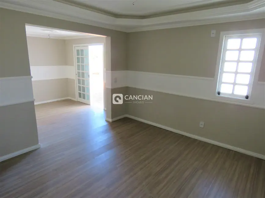Casa com 4 quartos à venda, 310m2 em Camobi, Santa Maria - RS - imagem 7 Foto 7 de Casa com 4 quartos à venda, 310m2 em Camobi, Santa Maria - RS