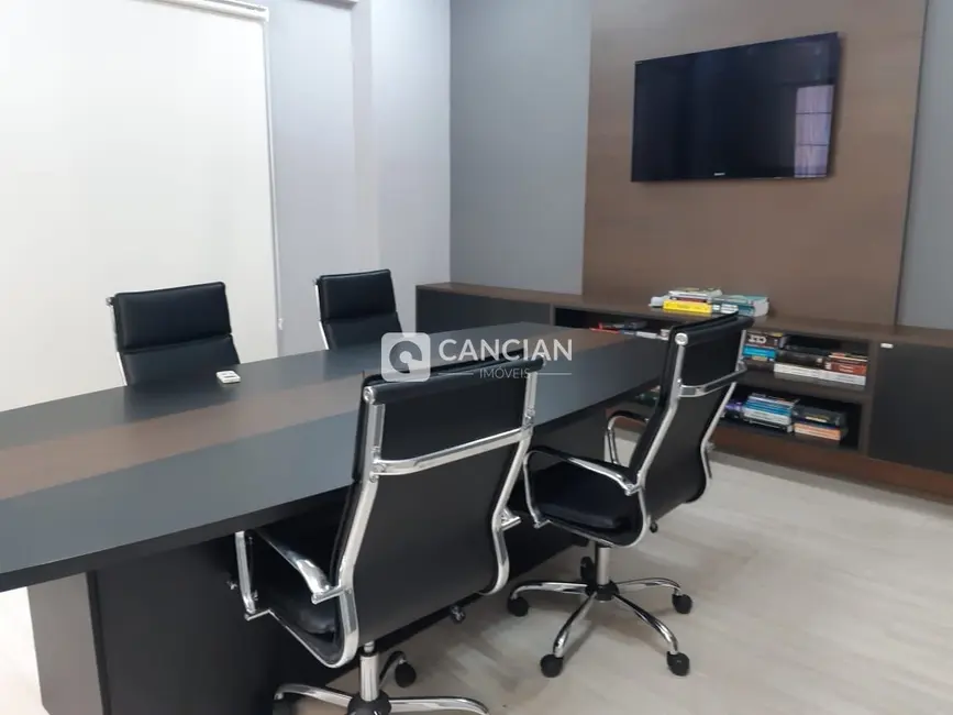 Sala Comercial com 2 quartos à venda, 270m2 em Centro, Santa Maria - RS - imagem 3 Foto 3 de Sala Comercial com 2 quartos à venda, 270m2 em Centro, Santa Maria - RS
