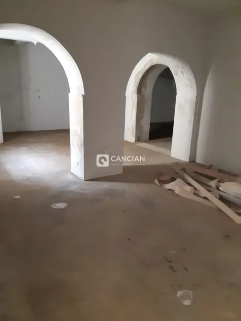 Sala Comercial com 2 quartos à venda, 270m2 em Centro, Santa Maria - RS - imagem 9 Foto 9 de Sala Comercial com 2 quartos à venda, 270m2 em Centro, Santa Maria - RS