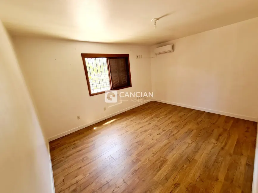 Foto 8 de Apartamento com 3 quartos à venda, 121m2 em Camobi, Santa Maria - RS