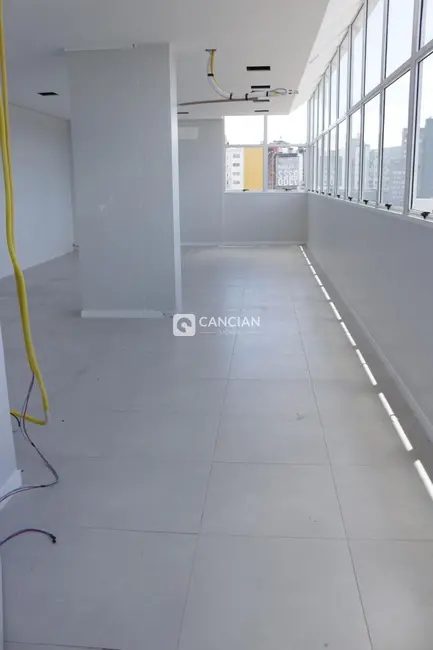 Foto 6 de Sala Comercial com 1 quarto para alugar, 60m2 em Centro, Santa Maria - RS