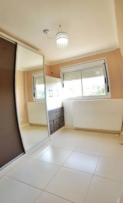 Cobertura com 4 quartos para alugar, 165m2 em Nossa Senhora de Lourdes, Santa Maria - RS - imagem 7 Foto 7 de Cobertura com 4 quartos para alugar, 165m2 em Nossa Senhora de Lourdes, Santa Maria - RS