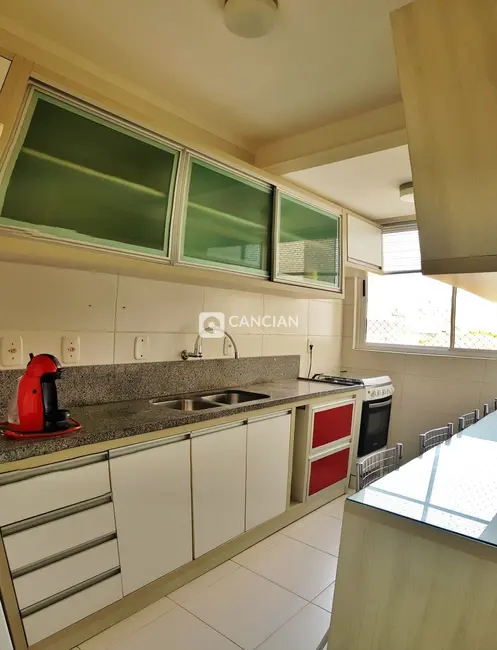 Cobertura com 4 quartos para alugar, 165m2 em Nossa Senhora de Lourdes, Santa Maria - RS - imagem 5 Foto 5 de Cobertura com 4 quartos para alugar, 165m2 em Nossa Senhora de Lourdes, Santa Maria - RS