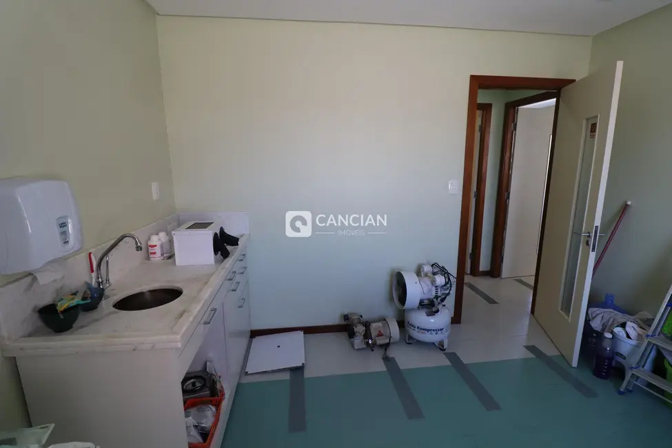 Sala Comercial com 1 quarto para alugar, 77m2 em Centro, Santa Maria - RS - imagem 7 Foto 7 de Sala Comercial com 1 quarto para alugar, 77m2 em Centro, Santa Maria - RS