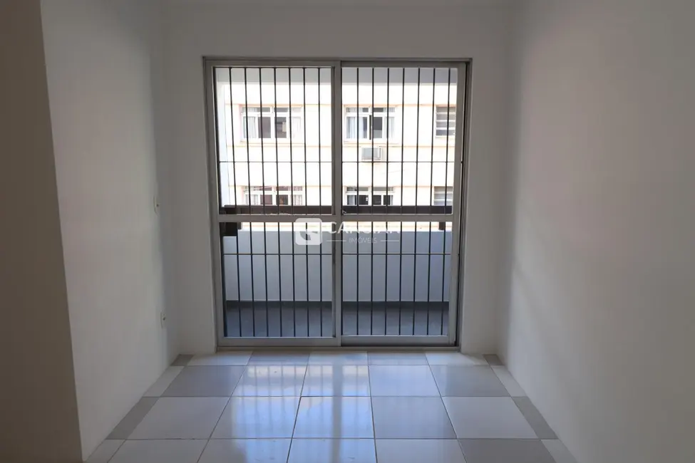 Apartamento com 1 quarto para alugar, 45m2 em Nossa Senhora de Fátima, Santa Maria - RS - imagem 7 Foto 7 de Apartamento com 1 quarto para alugar, 45m2 em Nossa Senhora de Fátima, Santa Maria - RS