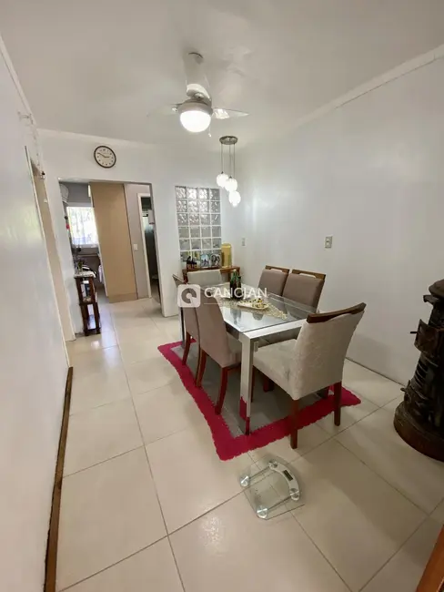 Casa com 3 quartos à venda, 120m2 em Patronato, Santa Maria - RS - imagem 8 Foto 8 de Casa com 3 quartos à venda, 120m2 em Patronato, Santa Maria - RS