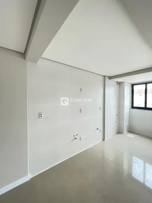 Foto 6 de Apartamento com 2 quartos à venda, 74m2 em Camobi, Santa Maria - RS