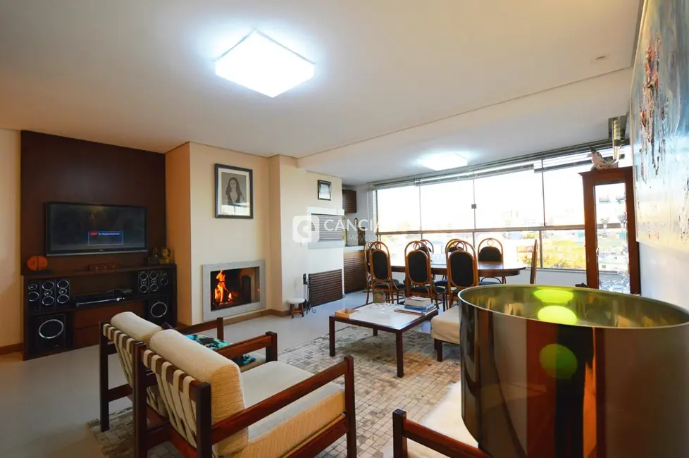 Foto 3 de Apartamento com 3 quartos à venda, 128m2 em Centro, Santa Maria - RS