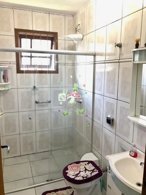 Casa com 3 quartos à venda, 70m2 em Pé de Plátano, Santa Maria - RS - imagem 9 Foto 9 de Casa com 3 quartos à venda, 70m2 em Pé de Plátano, Santa Maria - RS
