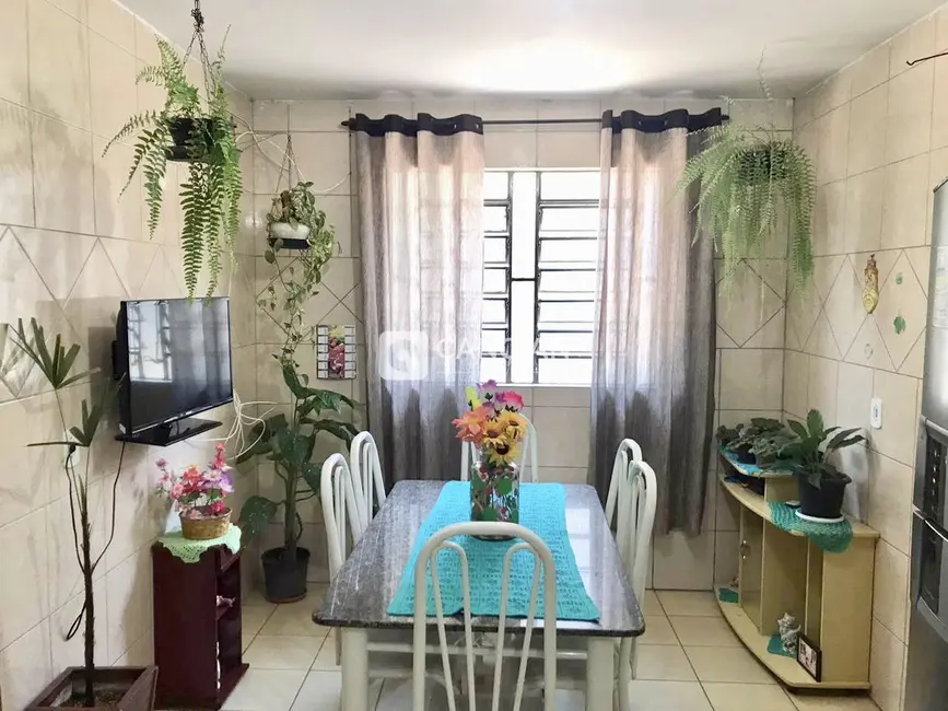 Casa com 3 quartos à venda, 70m2 em Pé de Plátano, Santa Maria - RS - imagem 4 Foto 4 de Casa com 3 quartos à venda, 70m2 em Pé de Plátano, Santa Maria - RS