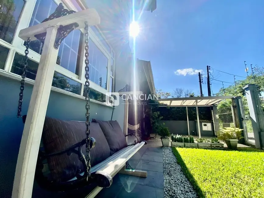 Casa com 3 quartos à venda, 125m2 em Nossa Senhora de Lourdes, Santa Maria - RS - imagem 3 Foto 3 de Casa com 3 quartos à venda, 125m2 em Nossa Senhora de Lourdes, Santa Maria - RS