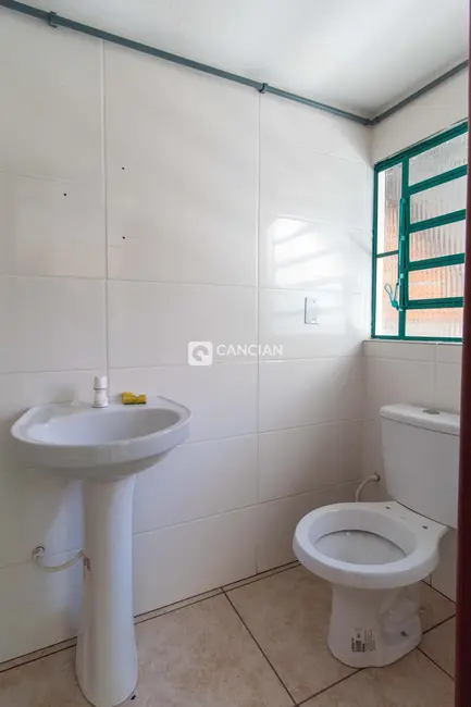 Foto 4 de Kitnet com 1 quarto para alugar, 58m2 em Urlândia, Santa Maria - RS