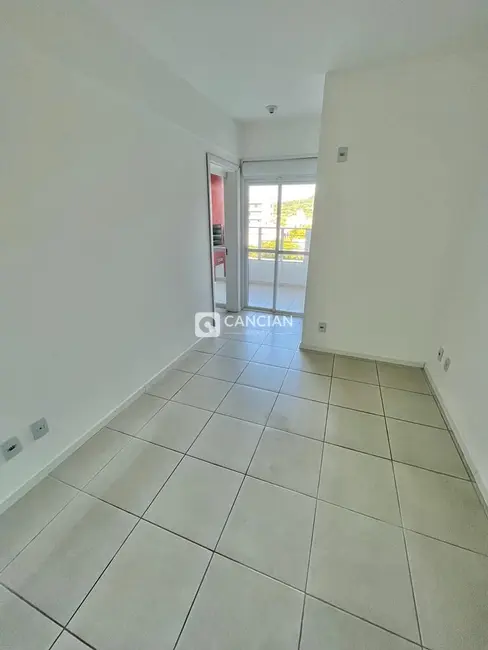 Foto 3 de Apartamento com 1 quarto à venda, 32m2 em Centro, Santa Maria - RS